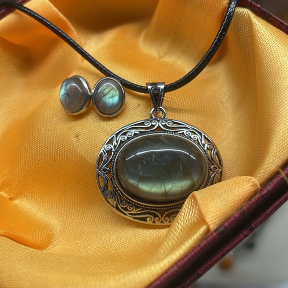 Labradorite set - Picture 3 of 3